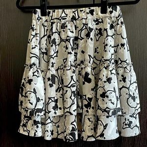 Joe Fresh - Silk Ruffled Floral Mini Skirt - Light Grey/Black/White Print